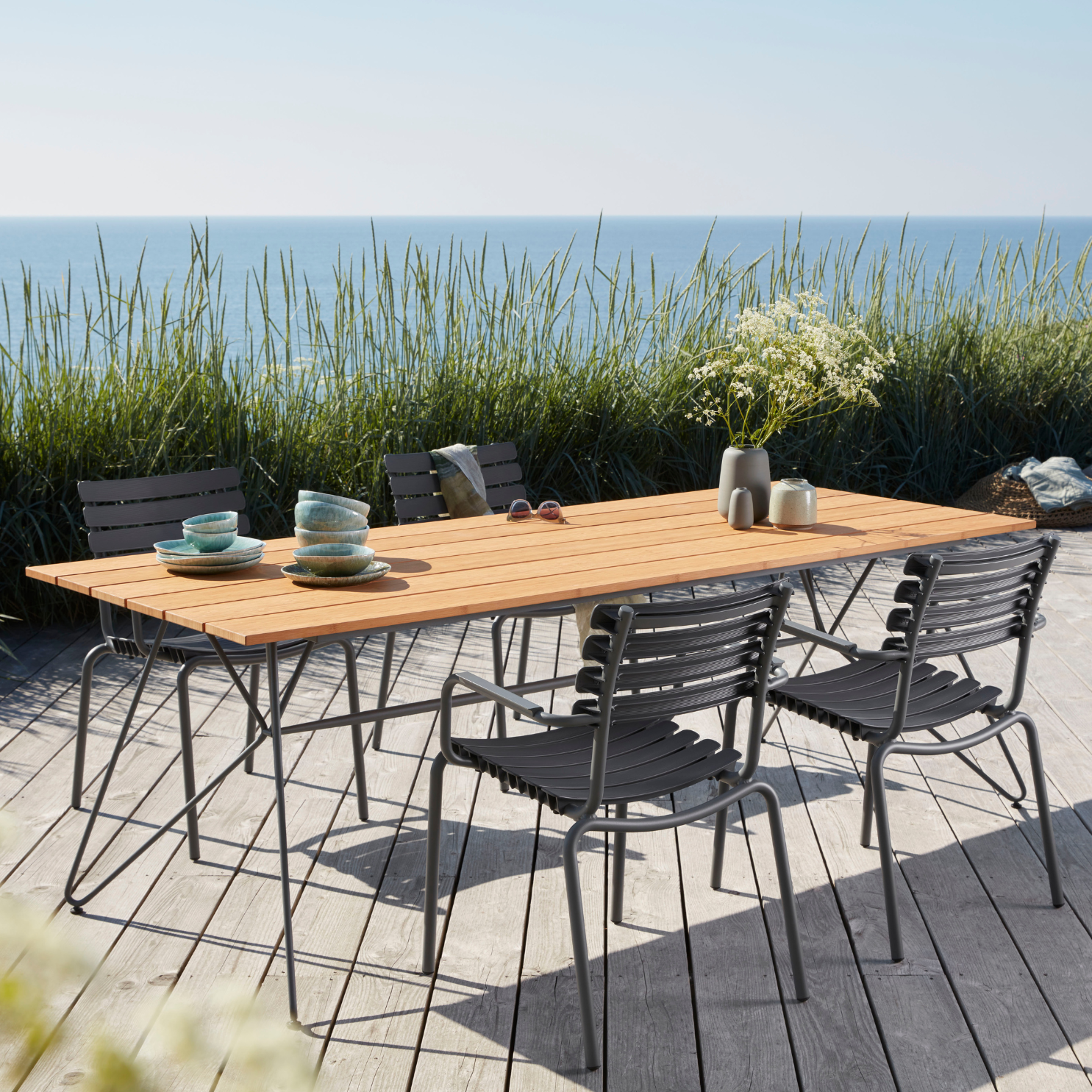SKETCH Dining Table